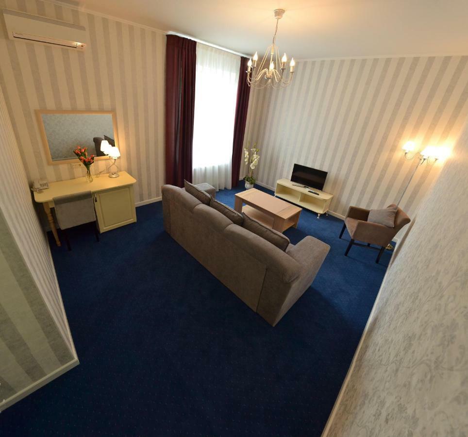 Hotel Ajur أوديسا المظهر الخارجي الصورة