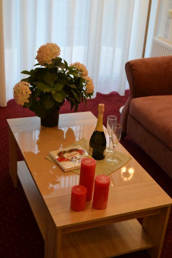 Hotel Ajur أوديسا المظهر الخارجي الصورة